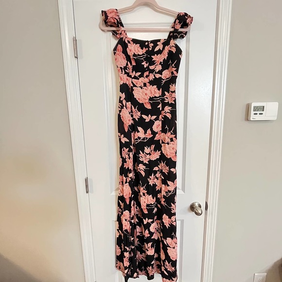 Flynn Skye Floral maxi dress - Picture 2 of 6